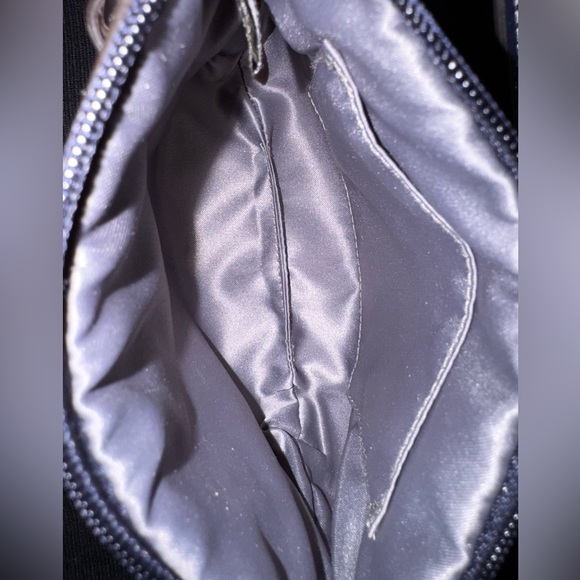 💙🩶Coach Signature Pattern Navy & Silver Wristlet. Leather trim, Silver Hardware. - Picture 9 of 9